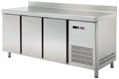 Mesa Snack Refrigerada 4 puertas Fondo 600 de 2542 x600 x850h mm