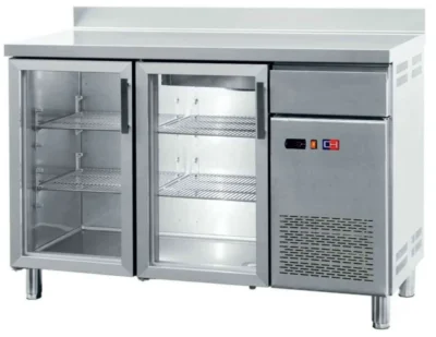 Frente Mostrador Refrigerado con Puertas de Vidrio 3 puertas de 2017 x600 x1045h mm
