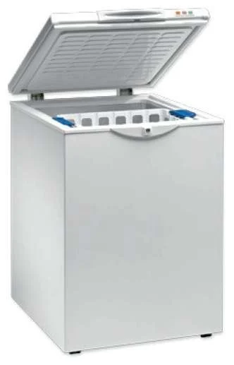 Congelador Horizontal Puerta Ciega Abatible de 620 x580 x840h mm